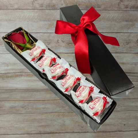 Mimo na Caixa "Preta" com 1 Rosa + Chocolate Raffaello